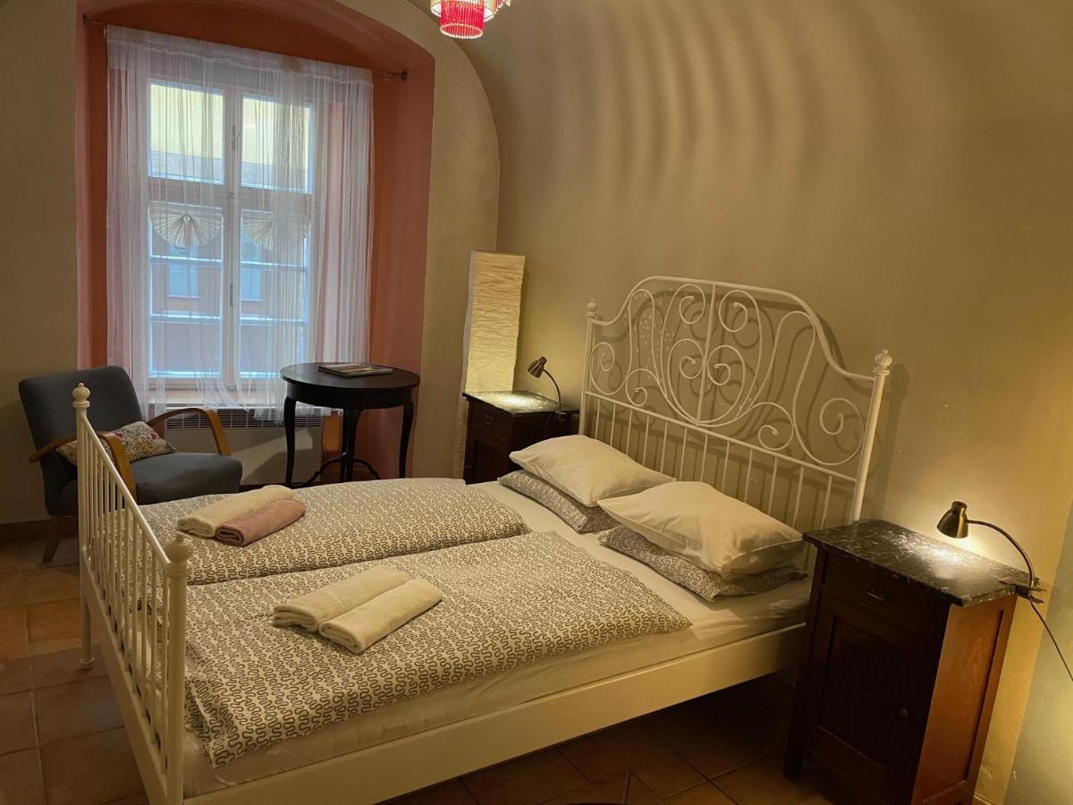 Apartment Rustic Ground Floor In Mala Strana Prague